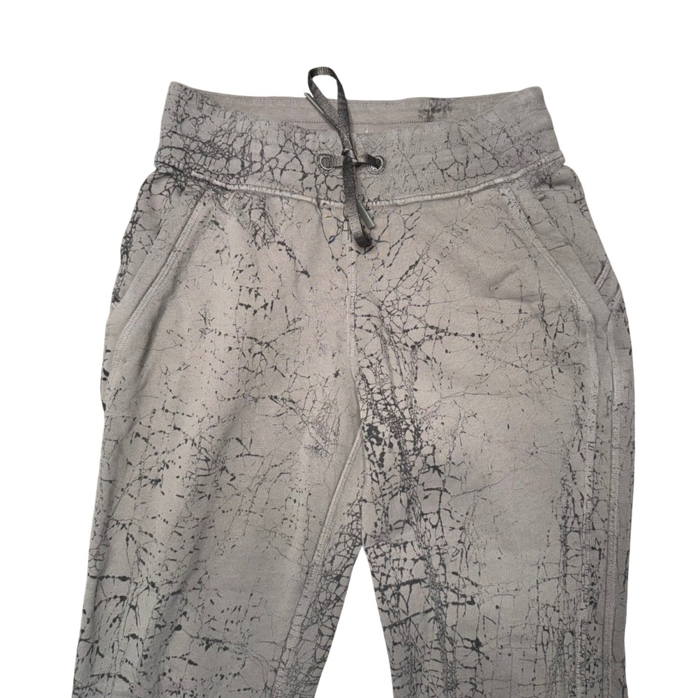 Lululemon Warm Down High-Rise Jogger Womens 4 Grey‎ Crackle Print Excellent - Picture 3 of 6